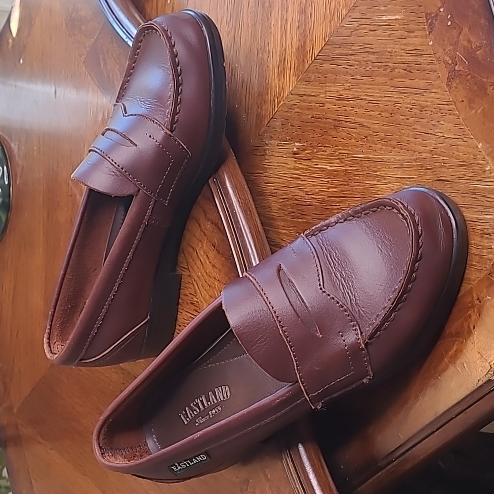 Eastland Boys 6.5 brown genuine leather slip on loafer formal dress shoes